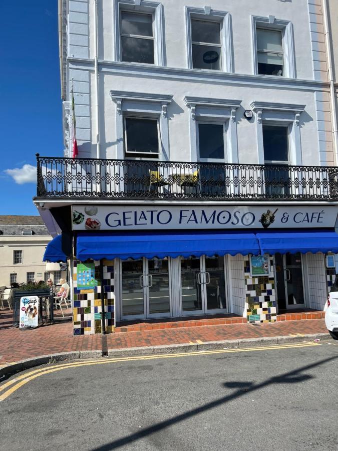 "The Parlour" Seafront Apartment AEGON International Esterno foto